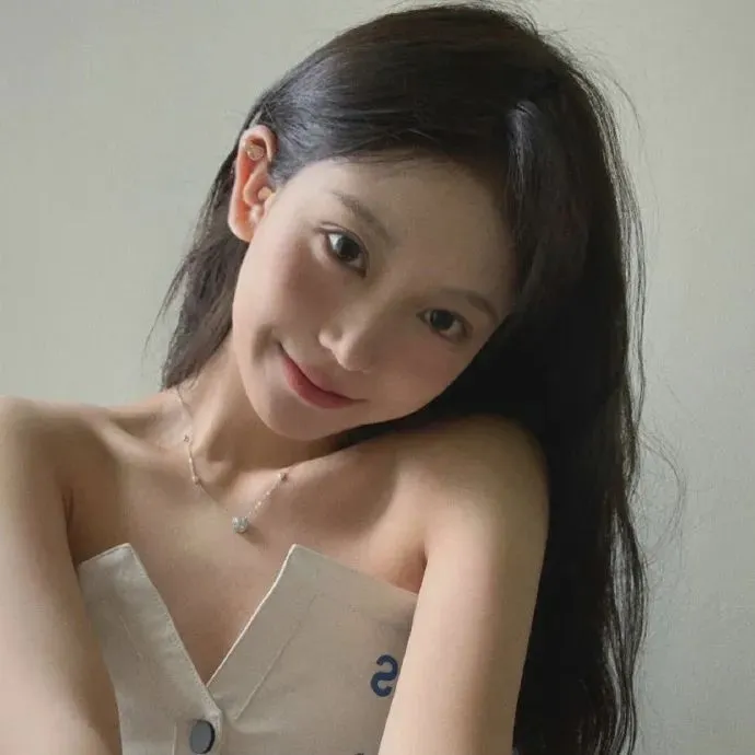 清新美女金融理财 - 投资理财智慧分享