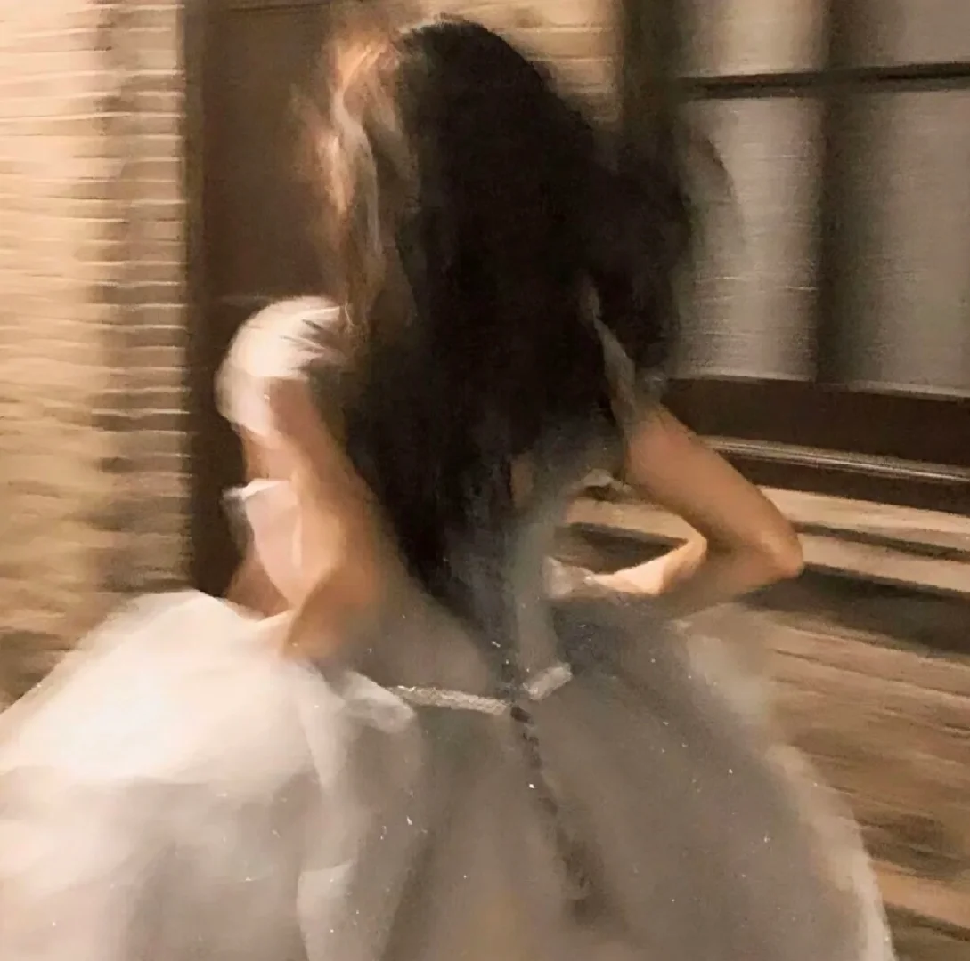 甜美女孩未来展望 - 青春梦想美好憧憬